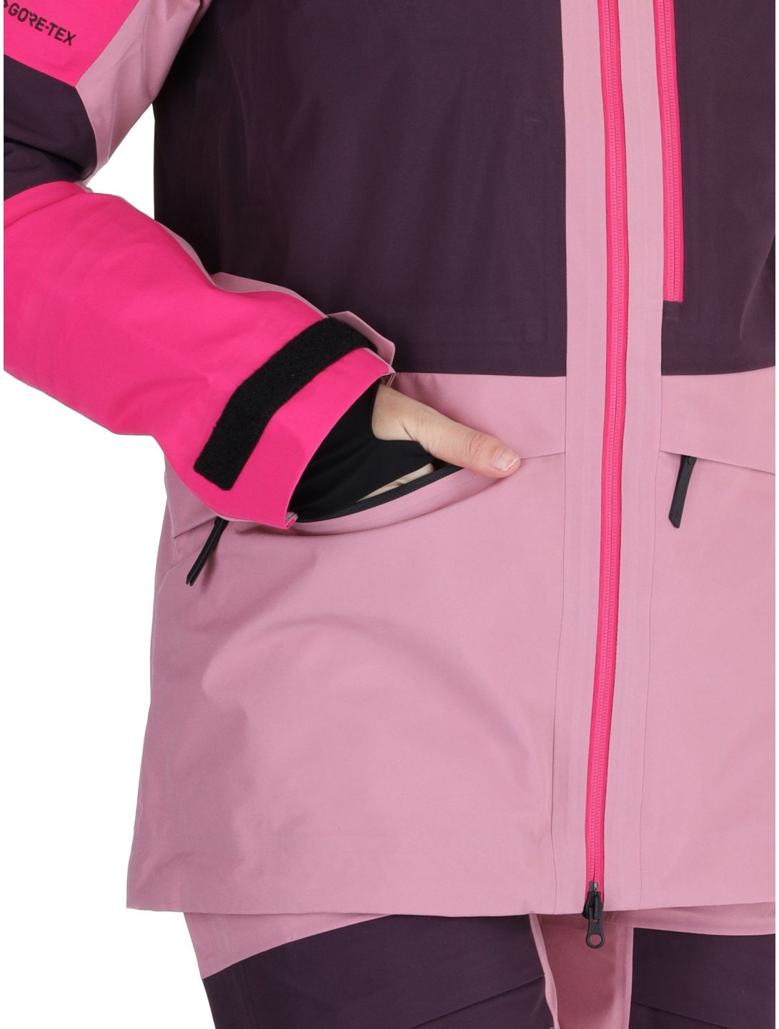 Peak Performance, W Gravity Gore-Tex 3L Hardshell Skijacke Damen Beetroot Purple / Mystic Purple / Bitter Root rosa, violett 